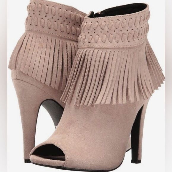 c label Shoes - Tan fringe heeled peep toe booties size 7.5 NWOB
